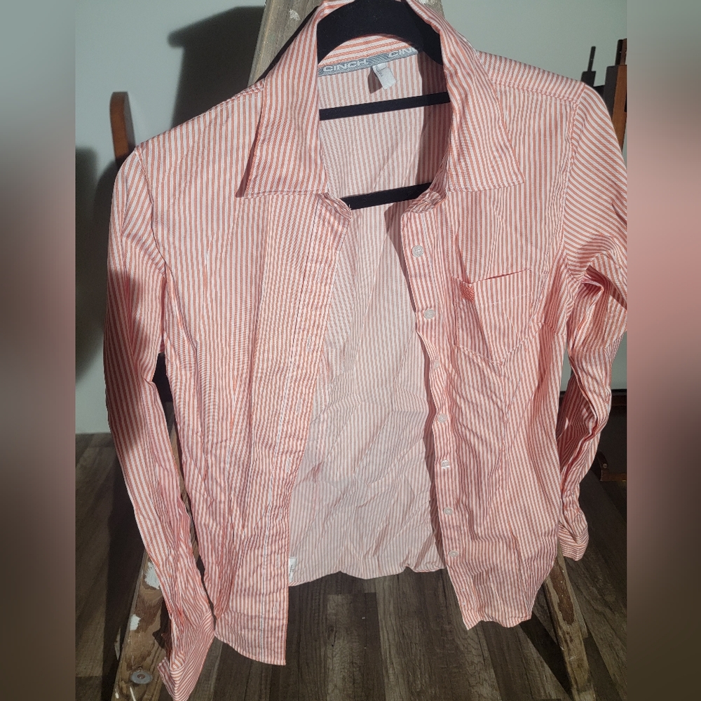Cinch Button Down